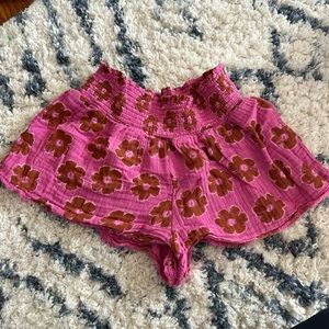 urban outfitters floral shorts